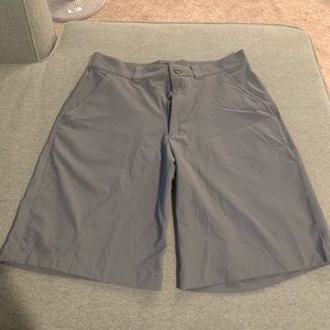 Men’s UA Gray  shorts - 30
